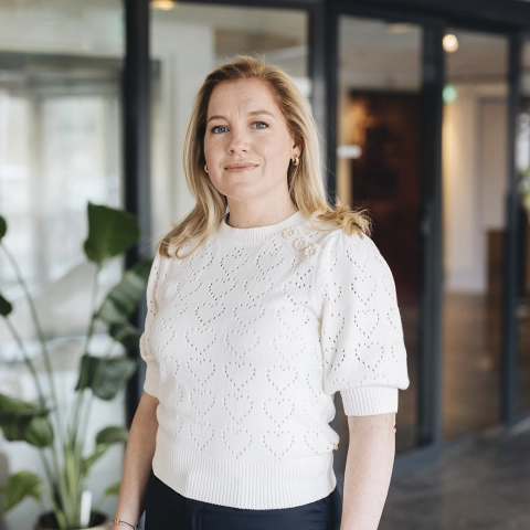 Lierop Elseline van